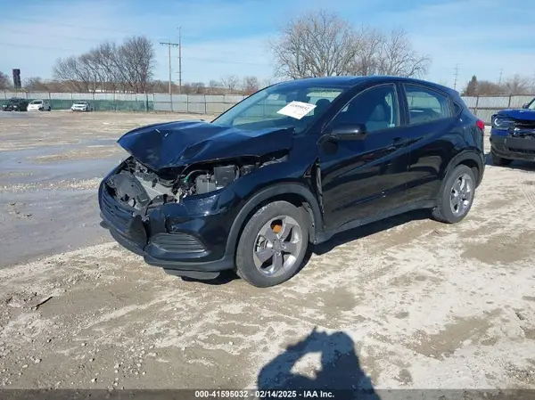 3CZRU6H31NM714134 2022 HONDA HR-V - Image 2