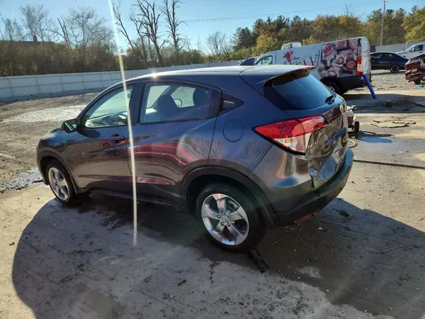 3CZRU6H31NM720497 2022 HONDA HR-V - Image 2