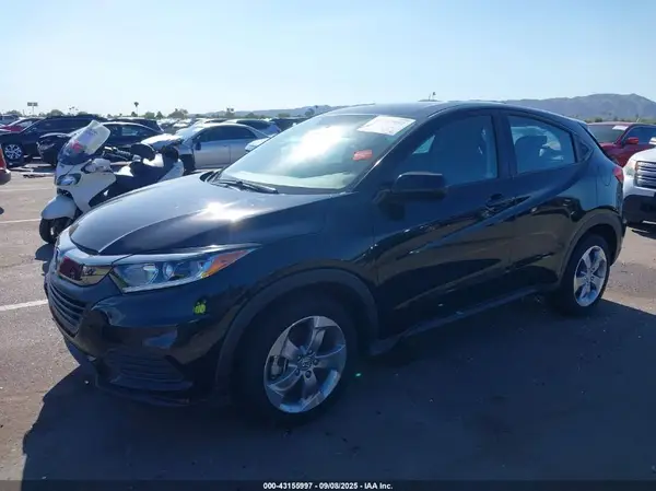 3CZRU6H31NM722816 2022 HONDA HR-V - Image 2