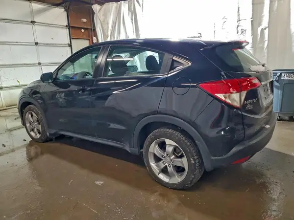 3CZRU6H31NM740135 2022 HONDA HR-V - Image 2