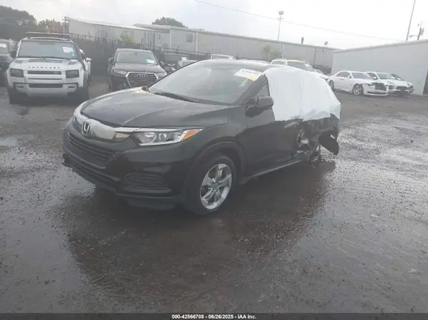 3CZRU6H31NM748378 2022 HONDA HR-V - Image 2