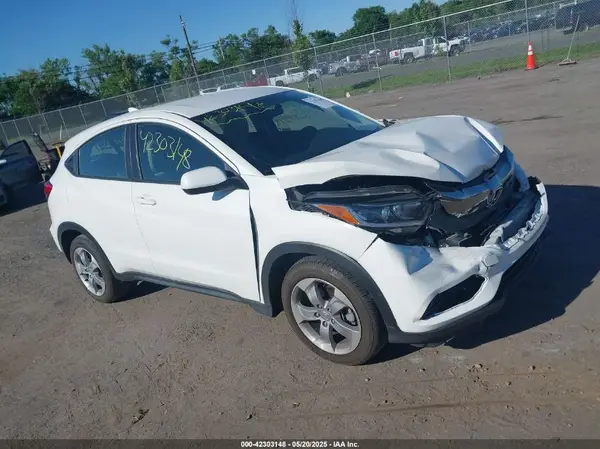 3CZRU6H31NM748493 2022 HONDA HR-V - Image 1