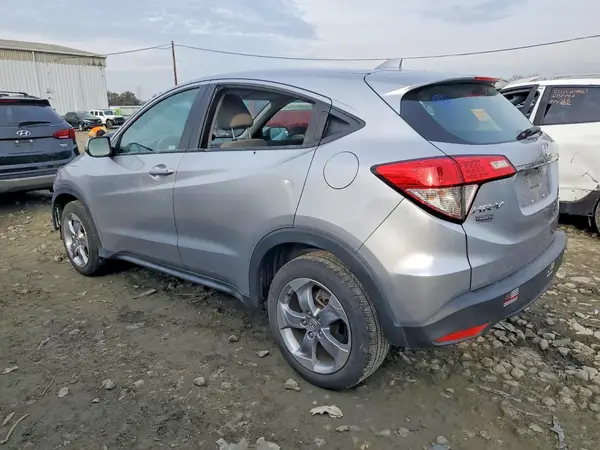 3CZRU6H31NM753371 2022 HONDA HR-V - Image 2