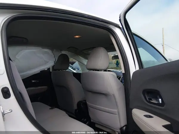 3CZRU6H31NM758201 2022 HONDA HR-V - Image 8