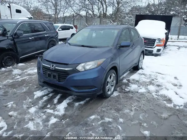 3CZRU6H32GM111745 2016 HONDA HR-V - Image 2