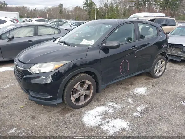 3CZRU6H32GM718146 2016 HONDA HR-V - Image 2