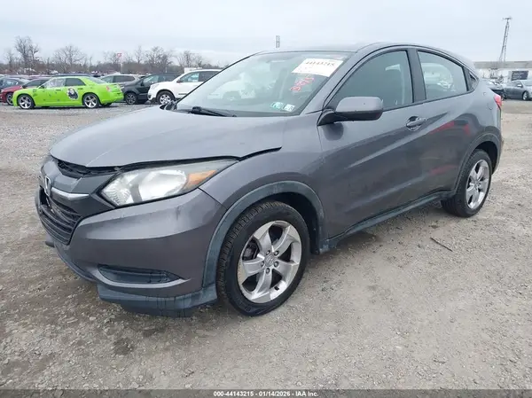 3CZRU6H32GM721144 2016 HONDA HR-V - Image 2