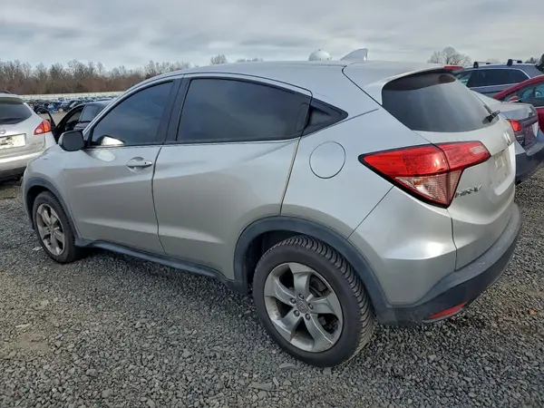 3CZRU6H32GM745363 2016 HONDA HR-V - Image 2