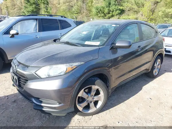 3CZRU6H32GM759697 2016 HONDA HR-V - Image 2