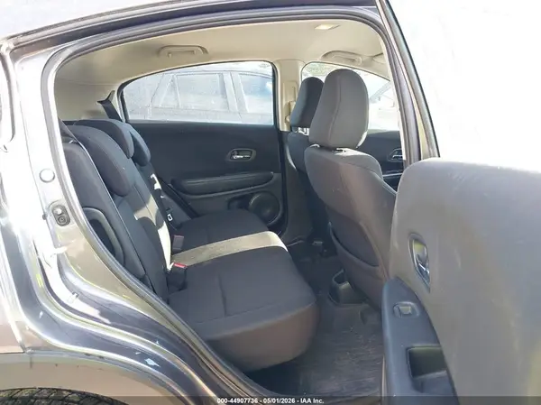 3CZRU6H32GM759697 2016 HONDA HR-V - Image 8