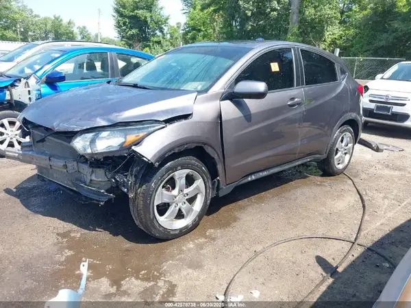 3CZRU6H32GM764396 2016 HONDA HR-V - Image 2
