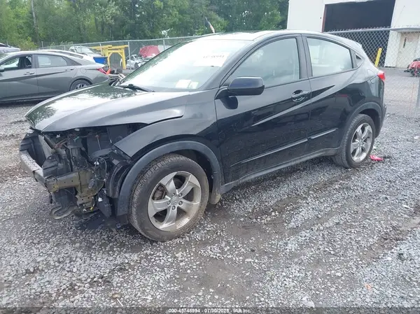 3CZRU6H32GM765578 2016 HONDA HR-V - Image 2
