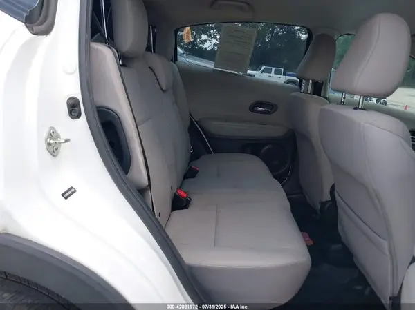 3CZRU6H32GM770828 2016 HONDA HR-V - Image 8