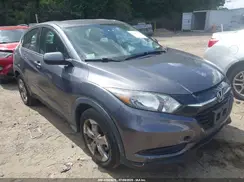 3CZRU6H32HG703517 2017 HONDA HR-V