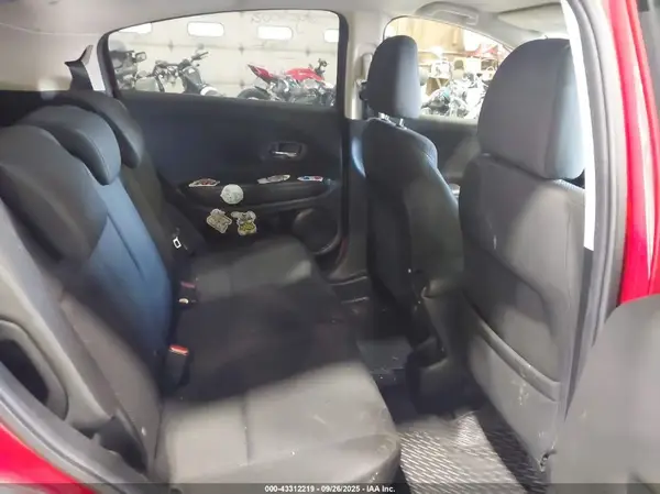 3CZRU6H32HG708605 2017 HONDA HR-V - Image 8