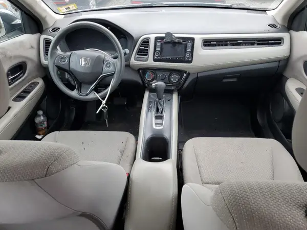 3CZRU6H32HM709450 2017 HONDA HR-V - Image 8