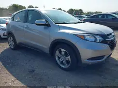 3CZRU6H32HM714146 2017 HONDA HR-V