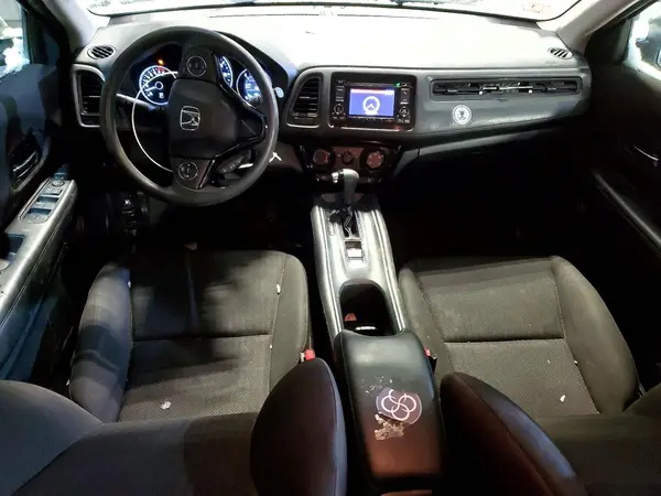 3CZRU6H32JG702213 2018 HONDA HR-V - Image 8