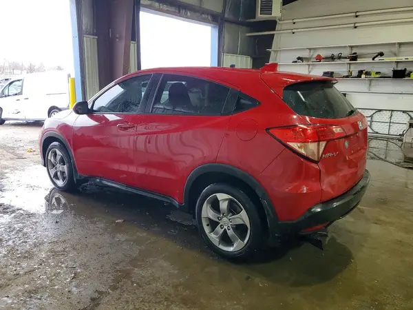 3CZRU6H32JG702602 2018 HONDA HR-V - Image 2