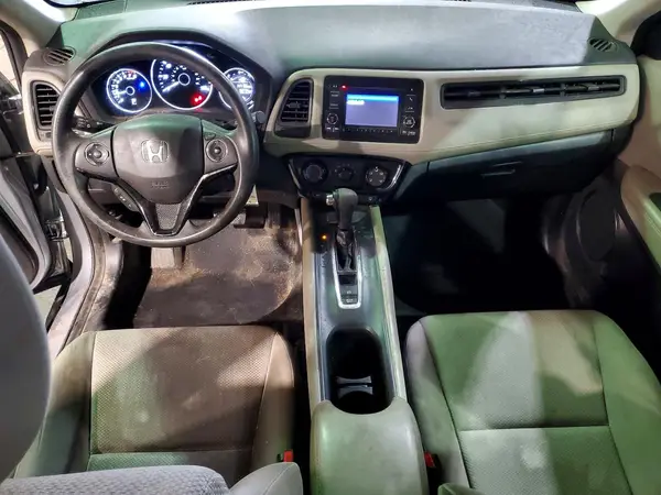 3CZRU6H32JG703149 2018 HONDA HR-V - Image 8