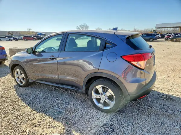 3CZRU6H32JG707024 2018 HONDA HR-V - Image 2