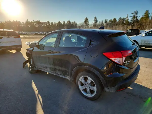 3CZRU6H32JG710084 2018 HONDA HR-V - Image 2