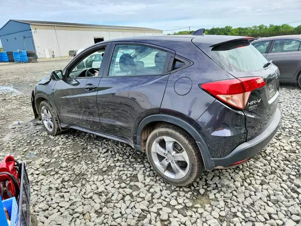 3CZRU6H32JG713616 2018 HONDA HR-V - Image 2
