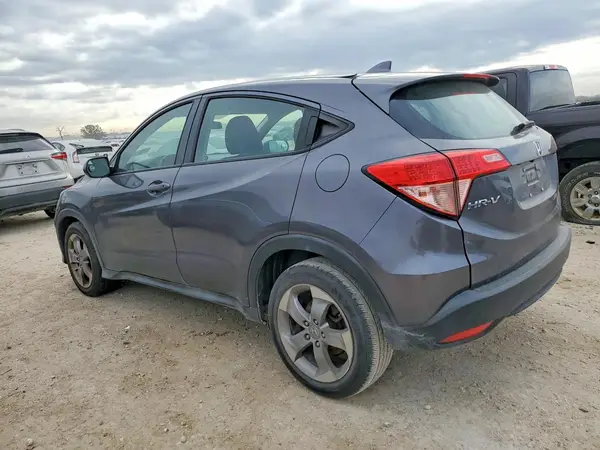 3CZRU6H32JG714832 2018 HONDA HR-V - Image 2