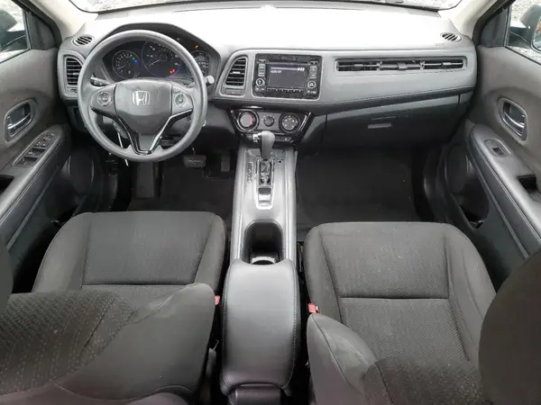 3CZRU6H32JG717276 2018 HONDA HR-V - Image 8