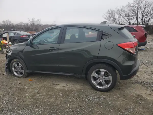 3CZRU6H32JG723207 2018 HONDA HR-V - Image 2