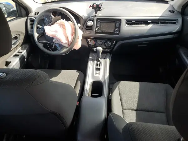 3CZRU6H32JG723871 2018 HONDA HR-V - Image 8