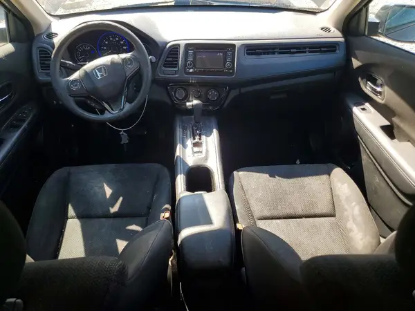 3CZRU6H32JG724566 2018 HONDA HR-V - Image 8