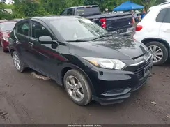 3CZRU6H32JG729329 2018 HONDA HR-V