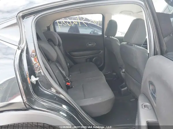 3CZRU6H32JM100672 2018 HONDA HR-V - Image 8