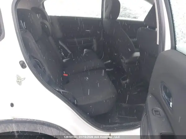 3CZRU6H32JM107377 2018 HONDA HR-V - Image 8