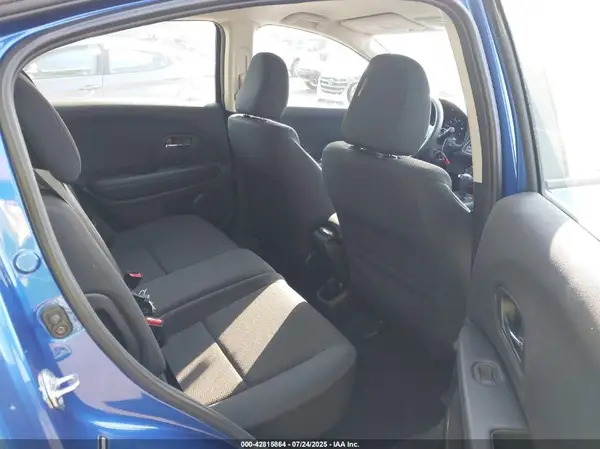 3CZRU6H32JM703539 2018 HONDA HR-V - Image 8