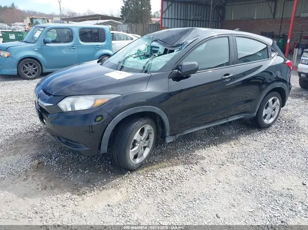 3CZRU6H32JM703928 2018 HONDA HR-V - Image 2