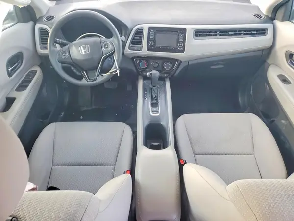3CZRU6H32JM704240 2018 HONDA HR-V - Image 8