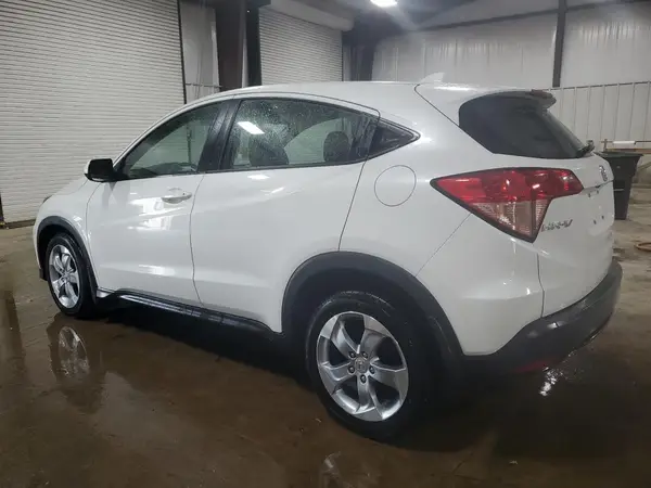 3CZRU6H32JM722995 2018 HONDA HR-V - Image 2