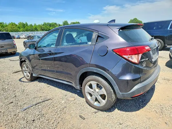 3CZRU6H32JM729946 2018 HONDA HR-V - Image 2
