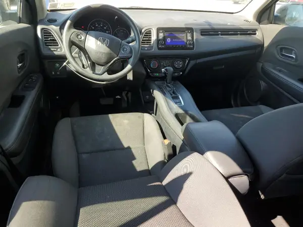3CZRU6H32KG710958 2019 HONDA HR-V - Image 8