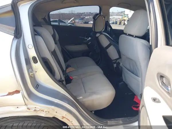 3CZRU6H32KG711625 2019 HONDA HR-V - Image 8