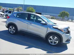 3CZRU6H32KG715917 2019 HONDA HR-V