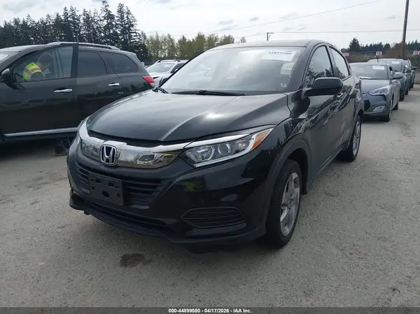 3CZRU6H32KG716078 2019 HONDA HR-V - Image 2