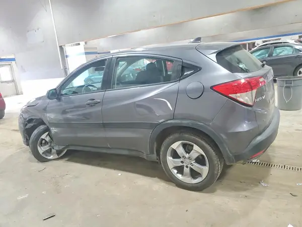 3CZRU6H32KG721815 2019 HONDA HR-V - Image 2