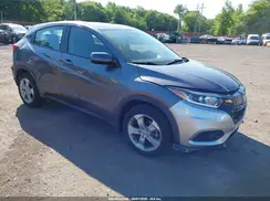 3CZRU6H32KG724696 2019 HONDA HR-V