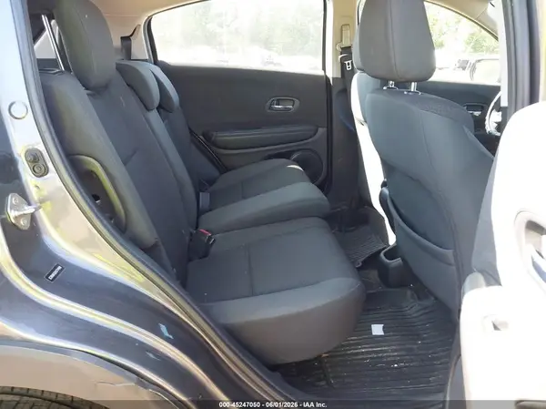 3CZRU6H32KG724696 2019 HONDA HR-V - Image 8