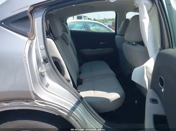 3CZRU6H32KG724794 2019 HONDA HR-V - Image 8