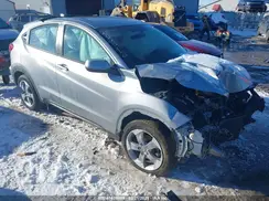 3CZRU6H32KG726772 2019 HONDA HR-V
