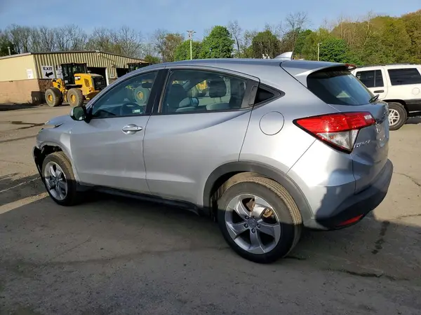 3CZRU6H32KG731972 2019 HONDA HR-V - Image 2